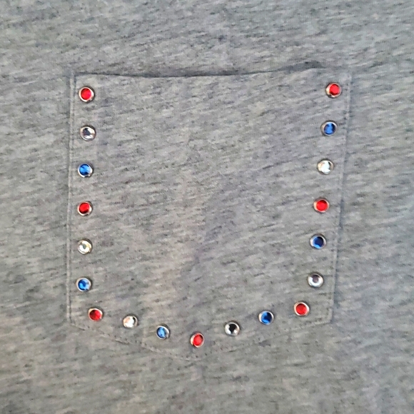 7 for all mankind bedazzled tshit (XS) - Picture 2 of 6